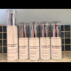 Meaningful Beauty by Cindy Crawford . Antioxidant day creme  Eye enhancing serum